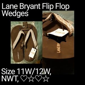Lane Bryant 11/12 Wide Black  Wedge Flip Flops